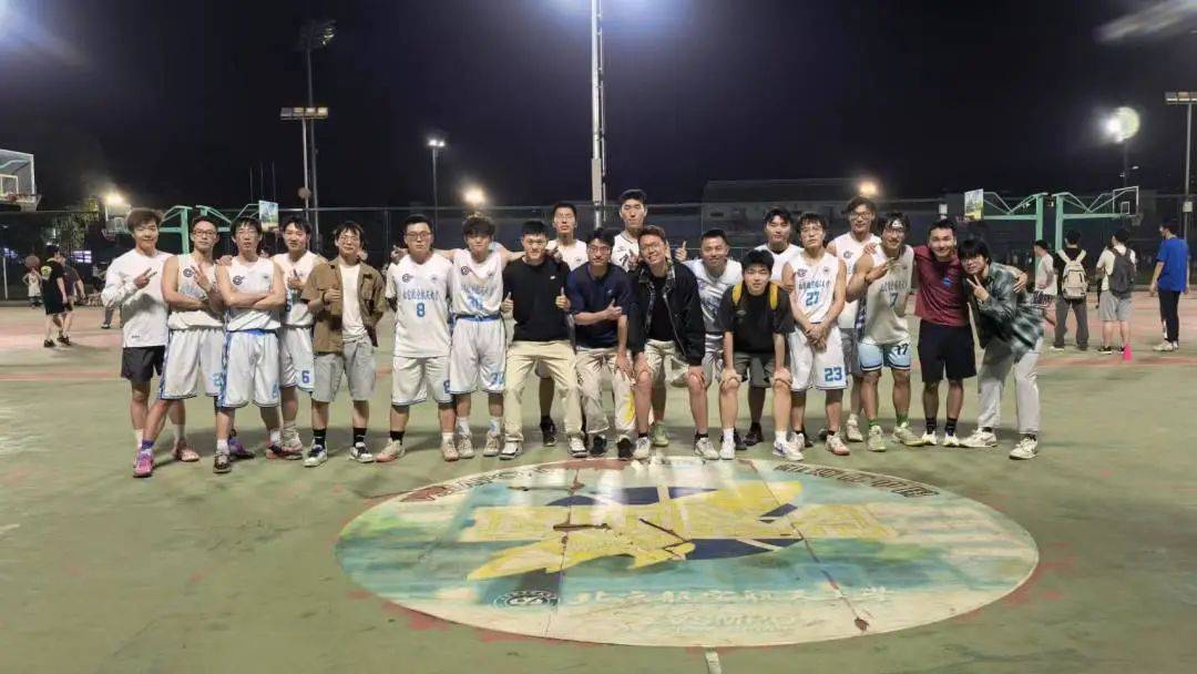 云南男篮全队发挥稳定，气势如虹看好下场比赛的简单介绍